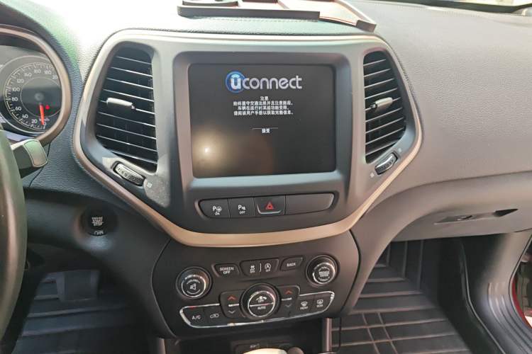 Used Jeep Cherokee 2016 2.4L Superior Edition