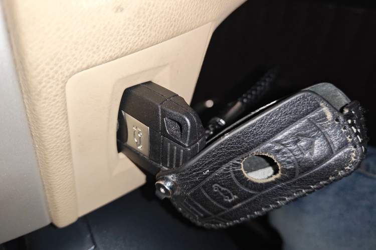 Used BMW 3 Series 2011 318i Leading Model