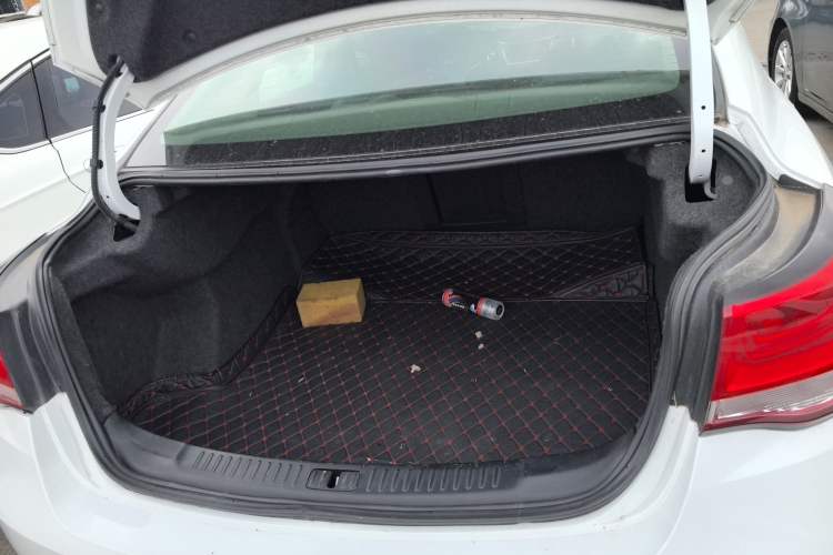 Used Chevrolet Malibu 2018 530T Automatic Luxury Edition Trunk