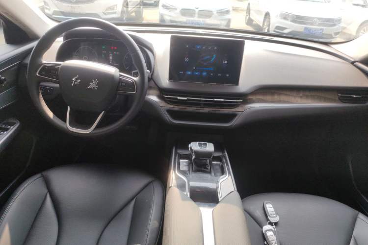 Used Hongqi E-QM5 2022 431 km Charge & Enjoy Edition
