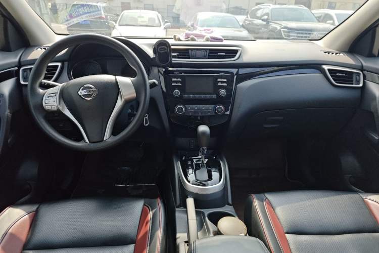 Used Nissan Qashqai 2016 2.0L CVT Elite Edition
