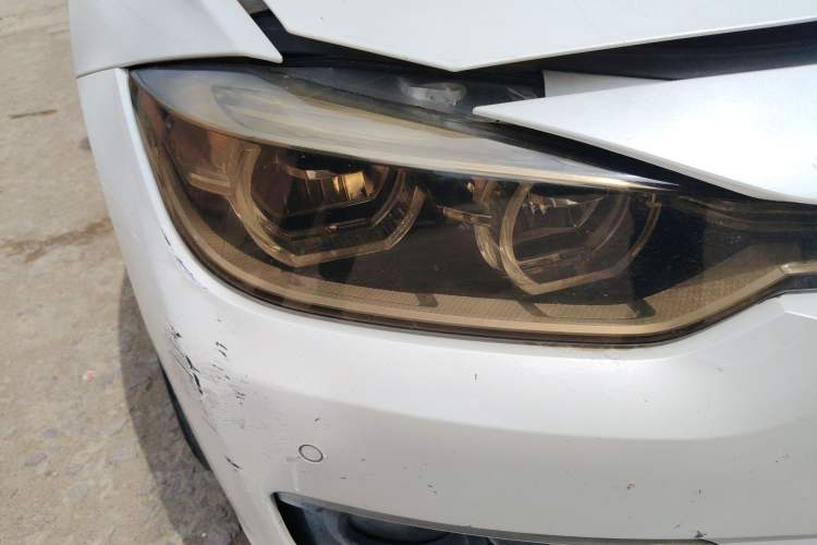 Used BMW 3 Series 2017 320Li Fashion Model Right Front Headlight