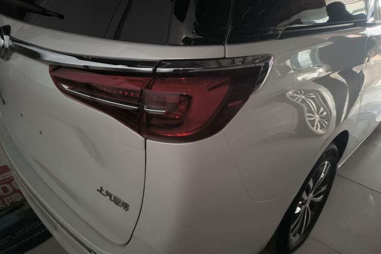 Used Buick GL8 2020 ES Land Cruiser 653T Comfort Edition