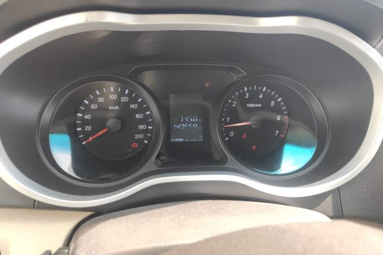 Used Jinbei 750 2015 1.5L Comfort Model