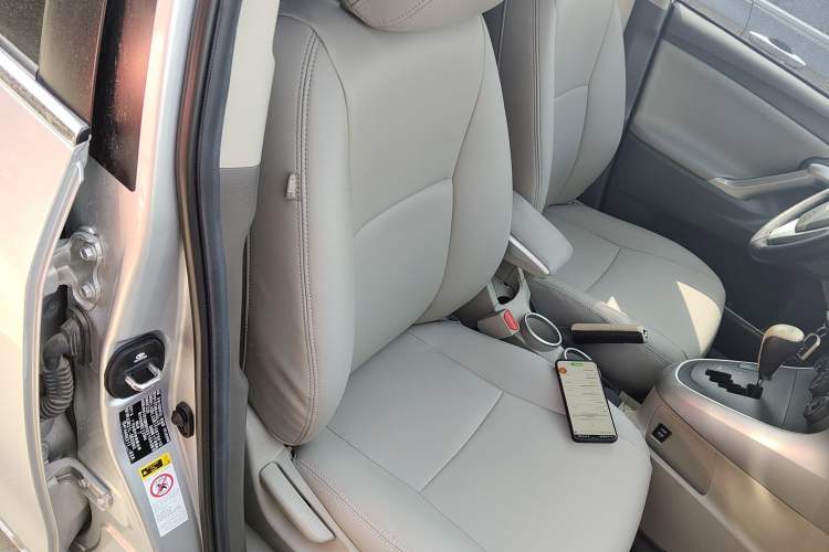 Used Toyota Verso 2014 Starlight 180E CVT Elite Multi-Function Edition
