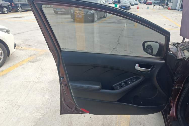 Used Kia K3 2016 1.6L Automatic with Sunroof