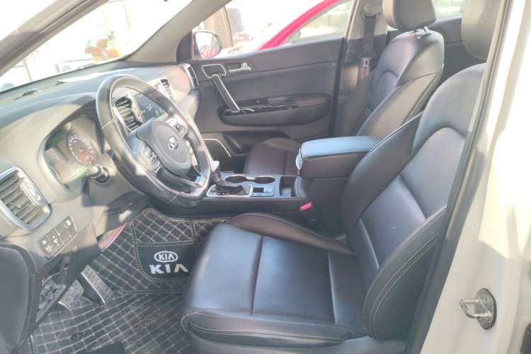 Used Kia KX5 2017 1.6T Automatic Two-Wheel Drive 15th Anniversary Special Edition DLX
