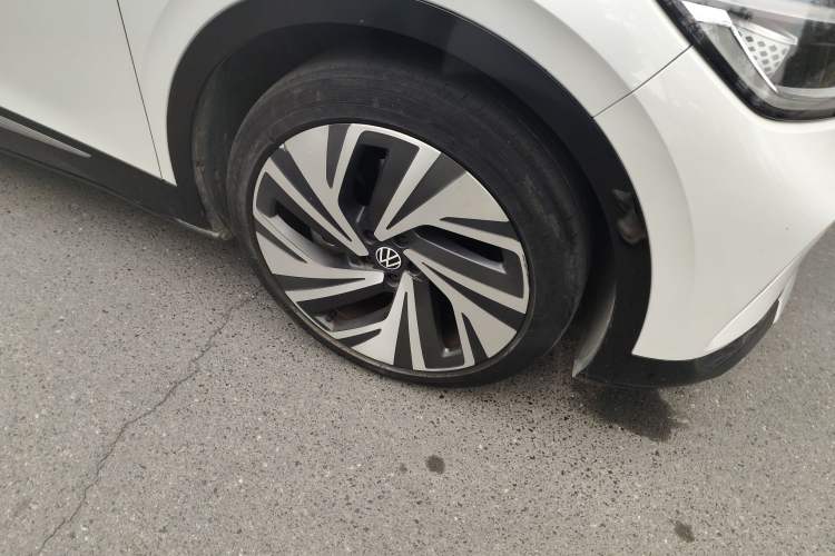 Used Volkswagen ID.4 CROZZ 2021 High-Performance PRIME Early-Bird Edition Right Front Wheel Hub