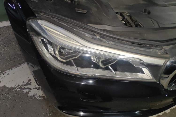 Used BMW 7 Series 2016 740Li Luxury Edition Exterior 6