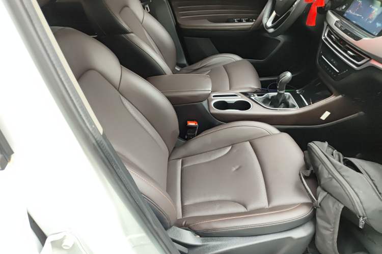 Used CHANGAN CS35PLUS 2018 1.6L Manual Cool Edition China V Standard Right Front Seat