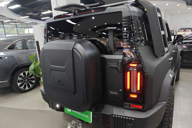 Used JETOUR Traveler 2023 2.0T All-Wheel Drive CrossPRO+ Rear