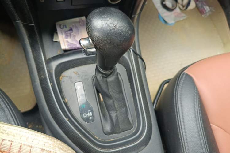 Used Haima S7 2013 2.0L Automatic ZhiShang Version Gear Lever