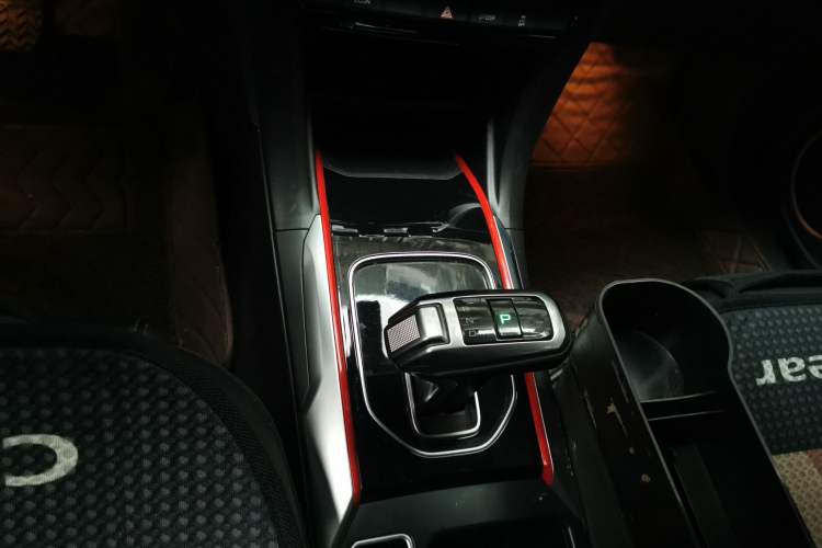 Used Haval H2 2017 Blue Label 1.5T Automatic Two-Wheel Drive Luxury Model
