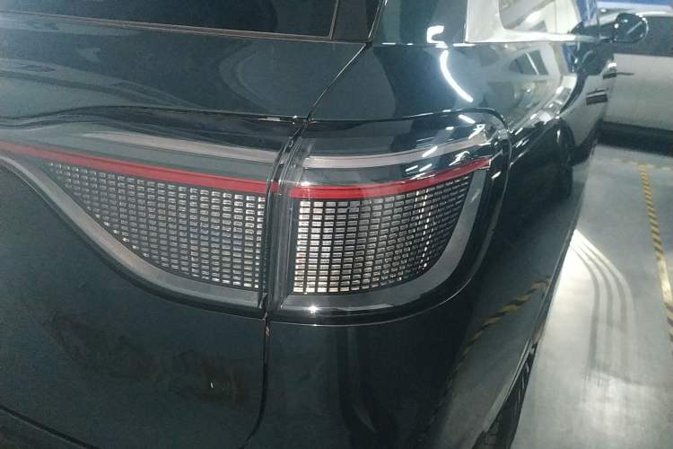 Used Hima AITO M9 2024 All-Electric Ultra Version 100 kWh 6-Seater Model