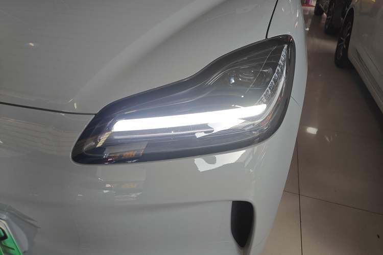 Used Wuling Bingo PLUS 2024 510 km Flagship Edition Four-Seater Version
