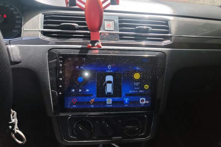 Used Volkswagen Santana 2016 1.6L Manual Comfort Edition
