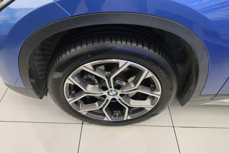 Used BMW X1 2020 sDrive20Li Premium Edition Left Front Wheel Hub