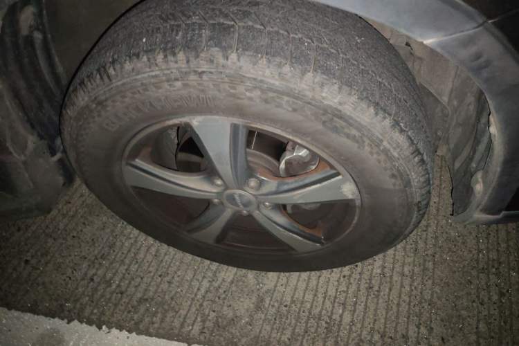 Used Haval H6 2015 Sport Edition 1.5T Manual Two-Wheel Drive Elite Model Right Front Wheel Hub