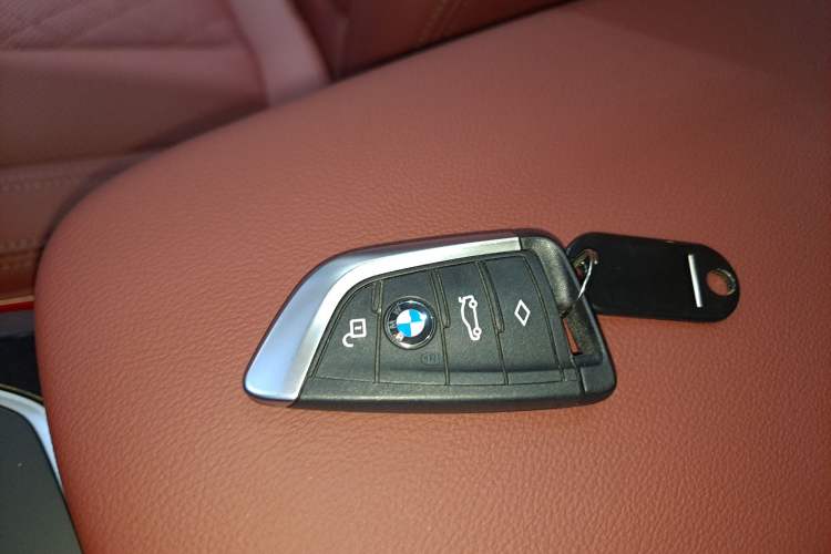 Used BMW X3 2022 Second Facelift xDrive30i Leading Edition M Night Sky Package