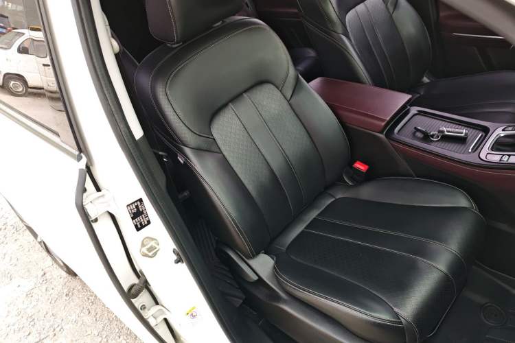 Used GAC Trumpchi M6 2021 PRO 270T DCT Luxury Edition
