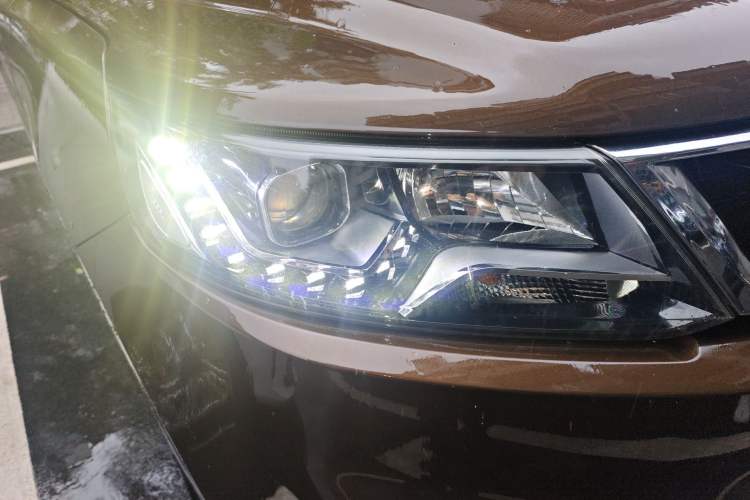 Used Geely Auto Vision X6 2016 1.8L Manual Luxury Model