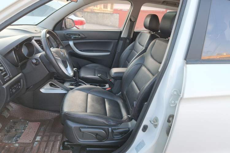 Used Changan CS35 2015 1.6L Manual Luxury Model China IV Standard