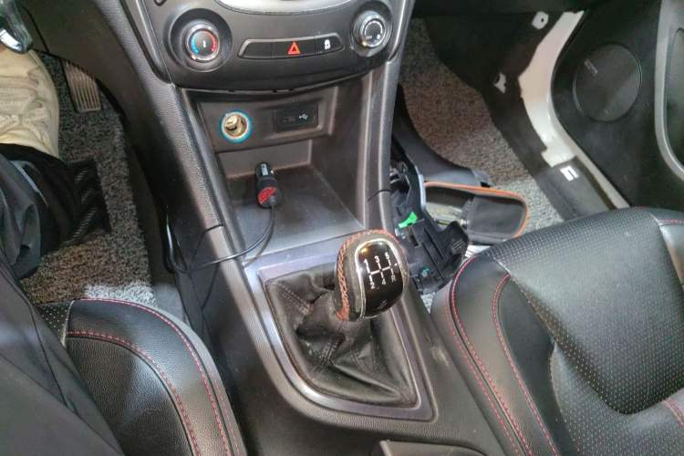 Used Chery Arrizo 5 2017 1.5L Manual Lingchao Edition Gear Lever
