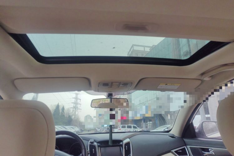 Used CHANGAN Eado 2016 Blue Motion 1.6L Manual Navigation Model
