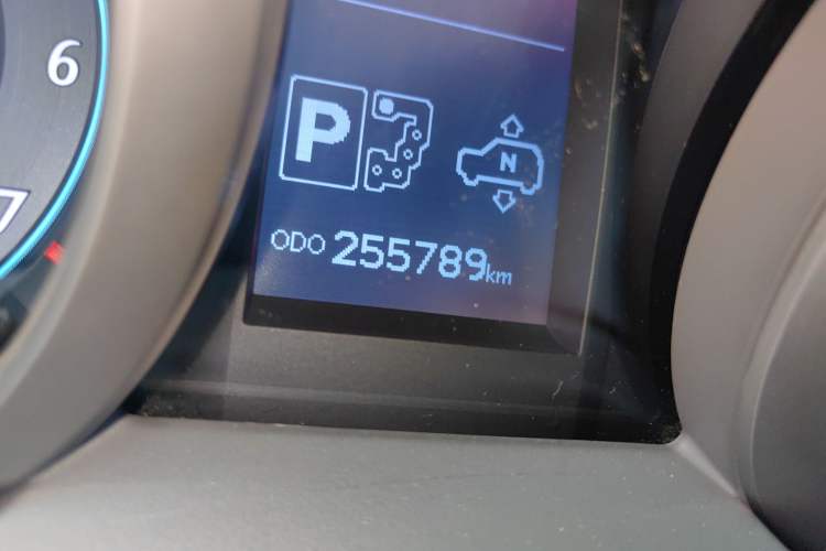 Used Toyota Prado 2010 4.0L Automatic VX
