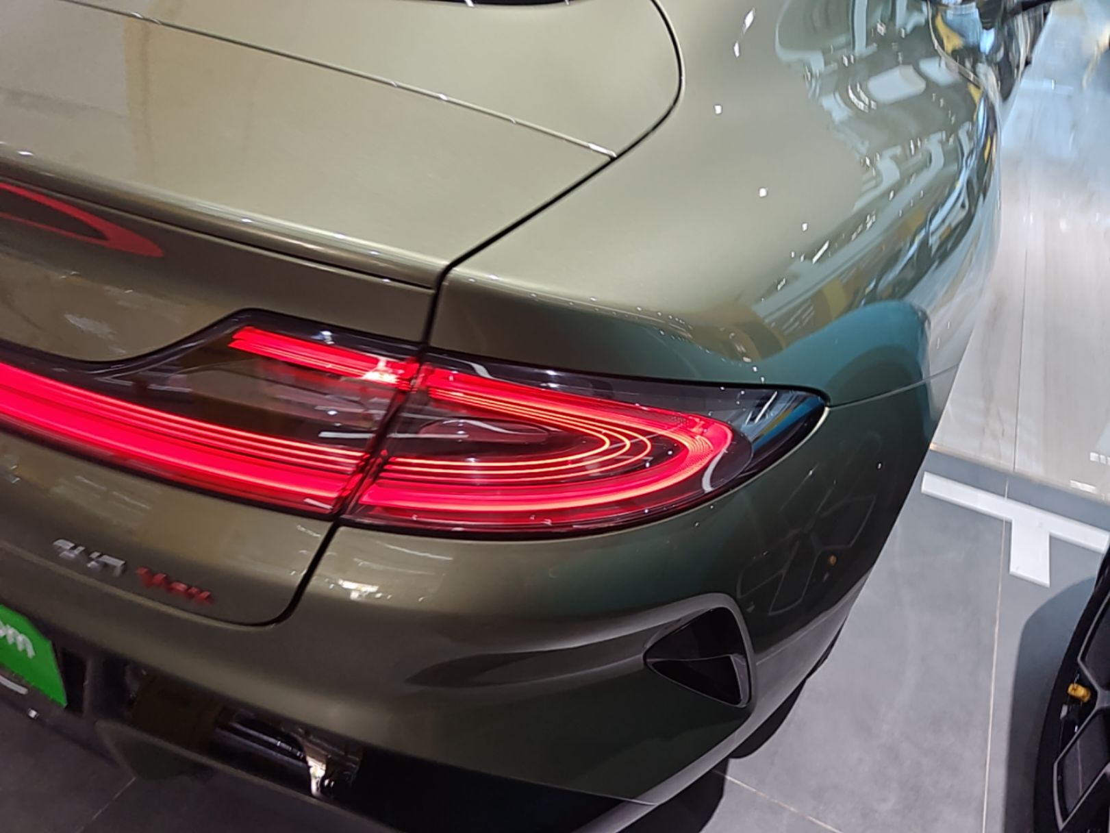 Xiaomi Auto SU7 2024 Four-Wheel Drive Ultra-Long Range Advanced Intelligent Driving Max Edition — снимка 9