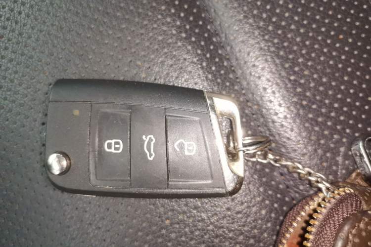 Used Volkswagen Tiguan L 2017 380TSI Automatic All-Wheel-Drive Flagship Edition Vehicle Key