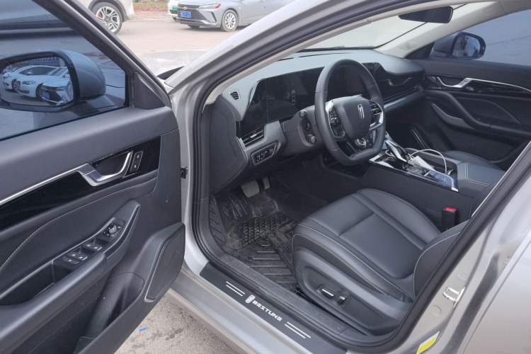 Used Bestune B70 2023 Third Generation 1.5T Automatic Enjoyment Version
