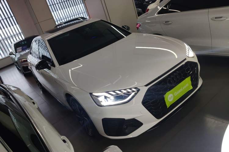 Used Audi A4L 2022 40 TFSI Luxury Dynamic Model