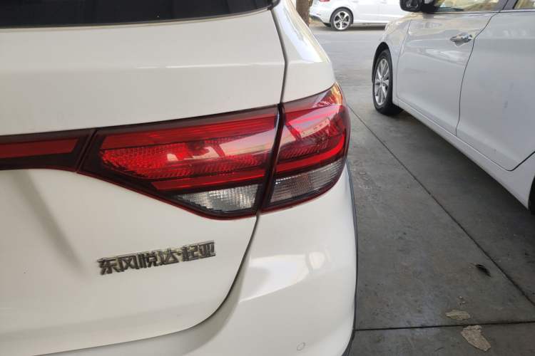 Used Kia KX Cross 2017 1.4L AT GLS