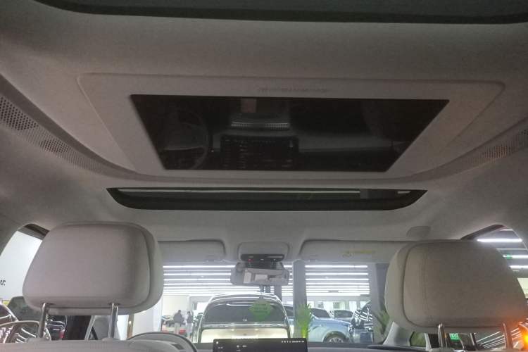 Used XPeng X9 2024 640 All-Wheel Drive High-Performance Max