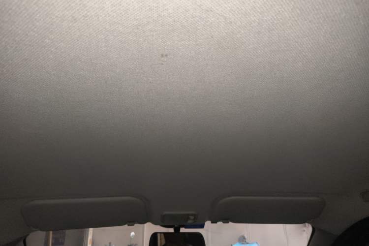 Used Wuling Rongguang V 2015 1.5L Base Version