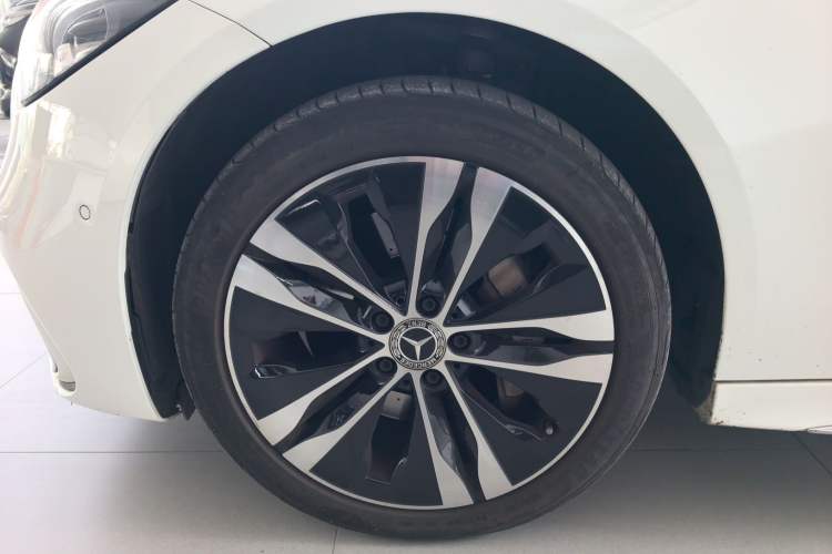 Used Mercedes-Benz C-Class New Energy 2025 C 350 eL Exterior 4