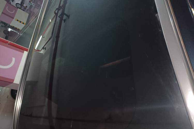 Used Hima AITO M8 2025 Extended-Range Ultra Version 53.4 kWh 5-Seater Edition Roof