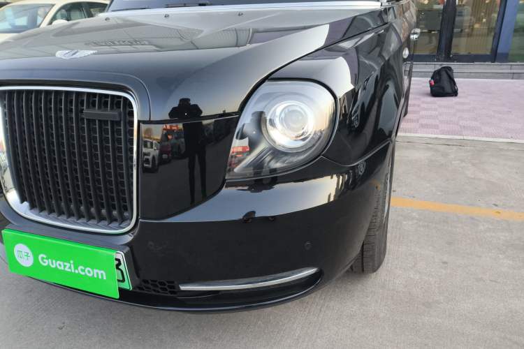 Used LEVC TX 2023 TX5 Extended-Range Travel Edition
