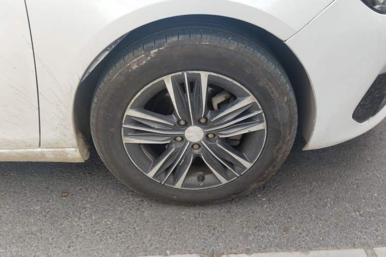Used Peugeot 308 2016 1.6L Manual Fashion Edition Right Front Wheel Hub