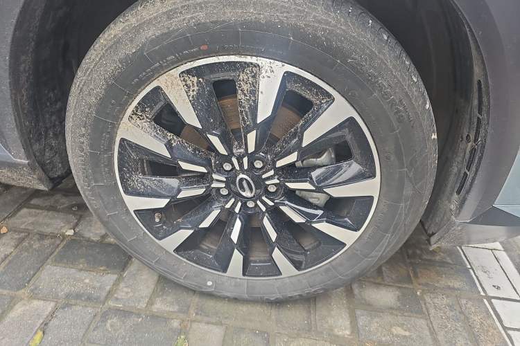 Used GAC Trumpchi EMKOO 2022 2.0 ATK TwinStar Pro Edition Right Front Wheel Hub