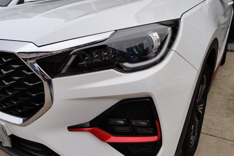 Used JETOUR X70 2023 1.5T DCT Beyond PRO Edition 5-Seater
