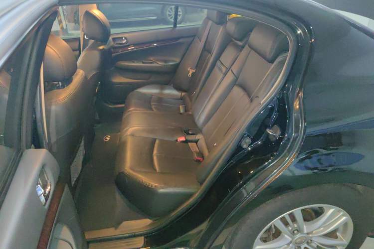 Used Infiniti G Series 2010 G37 Sedan
