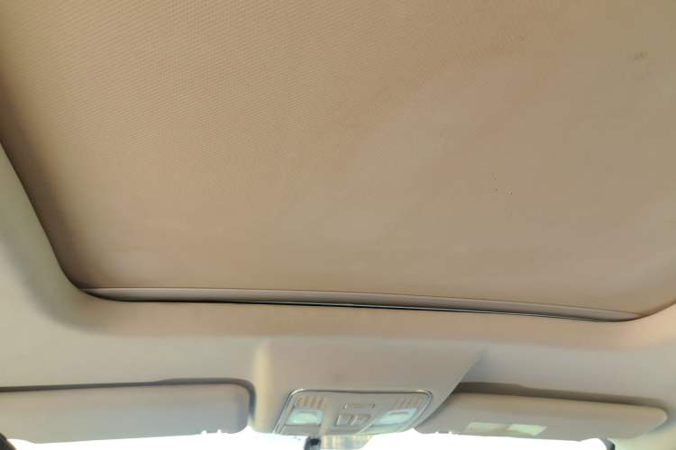 Used Sinotruk VGV U70 2020 1.5T Manual Elite Sunroof Version 7 Seats
