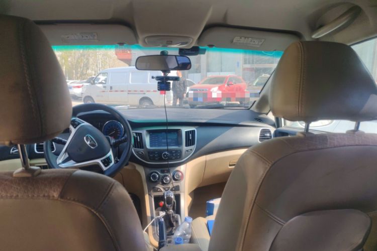 Used Cowin C3 2015 1.5L Manual Gold Diamond Edition
