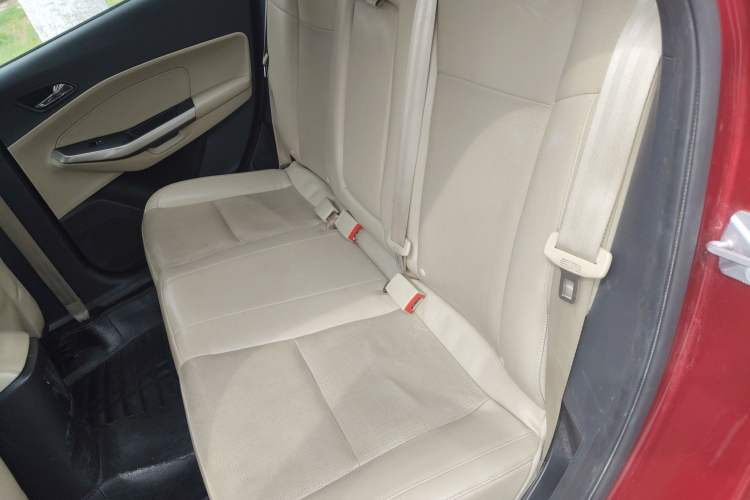 Used Ford Escort 2015 1.5L Automatic Fashion Model Left Rear Seat
