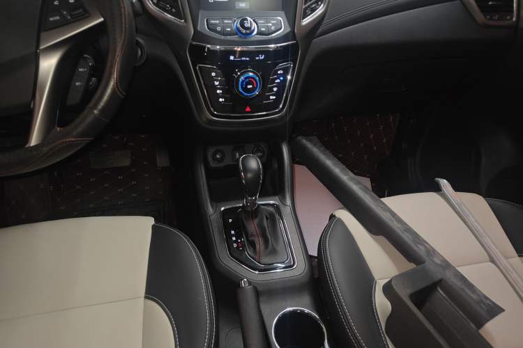 Used CHANGAN CS35 2017 1.6L Automatic Luxury Model