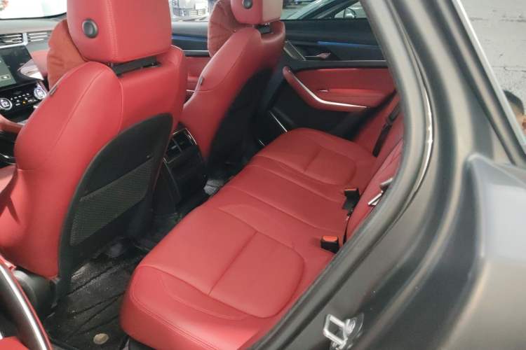 Used Jaguar F-PACE 2023 P250 R-Dynamic BLACK