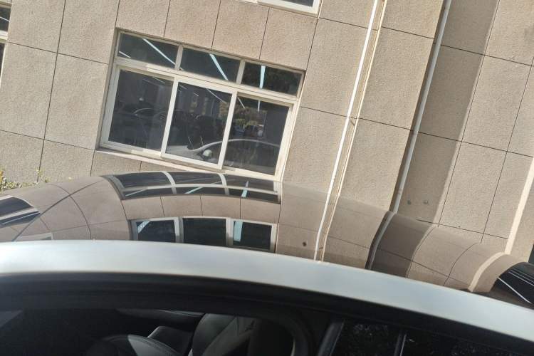 Used Tesla Model Y 2025 Rear-Wheel-Drive Version