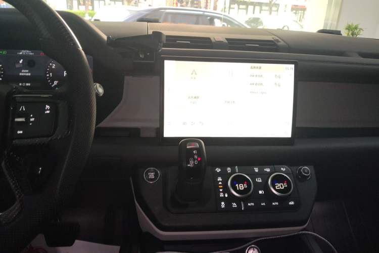 Used Land Rover Defender 2020 110 P400 SE